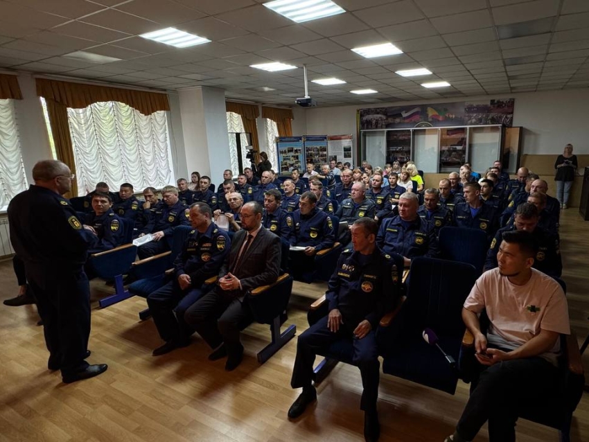 90 сотрудников Забайкалпожспаса награждены за героизм в борьбе с природными пожарами 